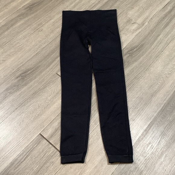 SPANXLook at Me Now Seamless Black Lift Compression Leggings size M - Picture 5 of 8